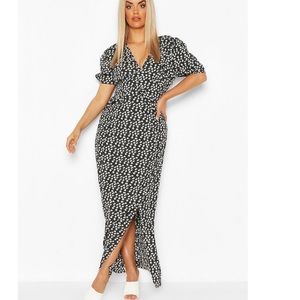 Plus daisy floral ruffle maxi dress